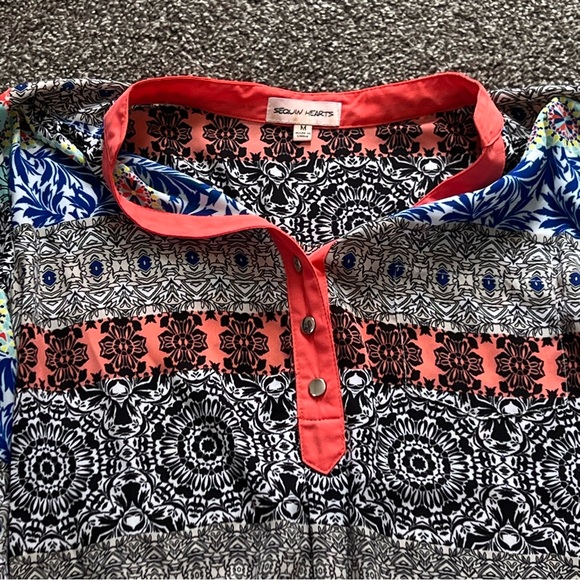 Sequin Hearts Blouse - Picture 2 of 4